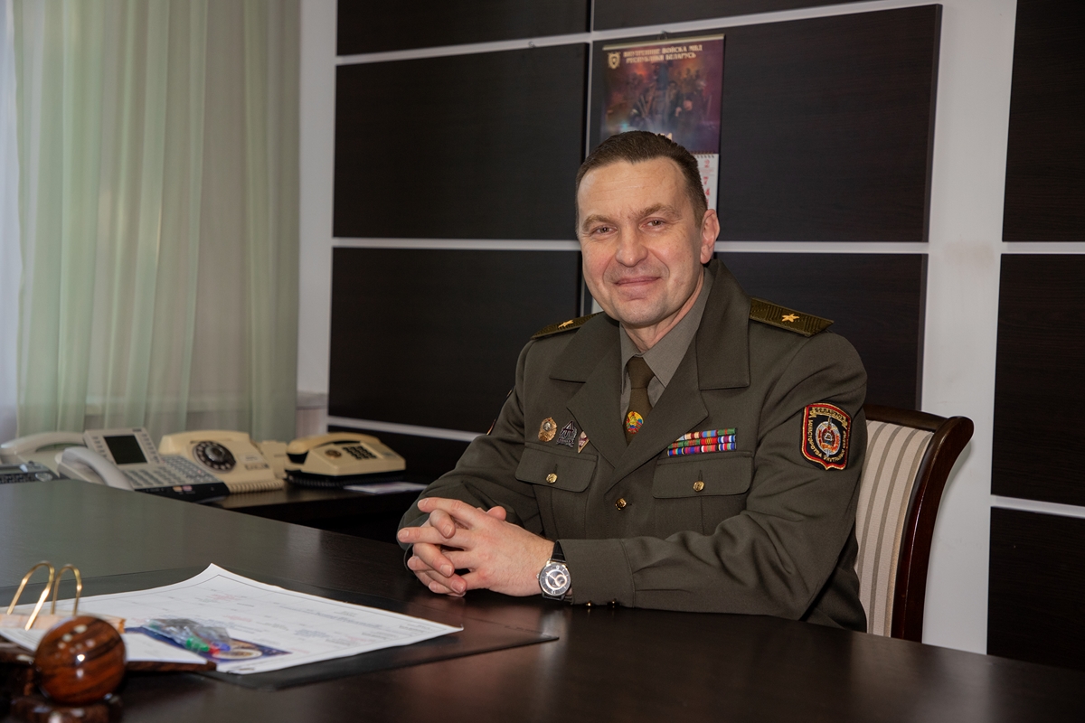 MIKALAY KARPENKOU